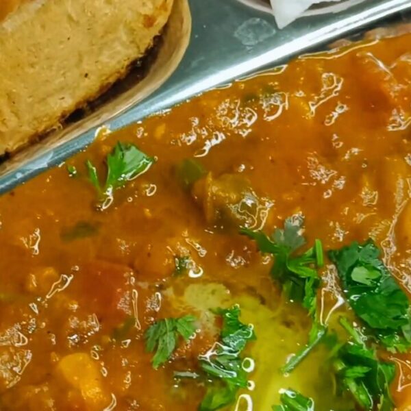 Easy Pav Bhaji Recipe | Mumbai Pav Bhaji