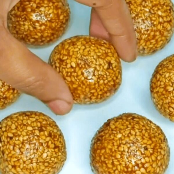 Til ke laddu ki recipe