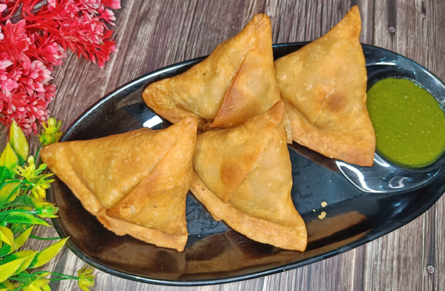 Samosa recipe or Aloo Samosa recipe - Aayansh Kitchen