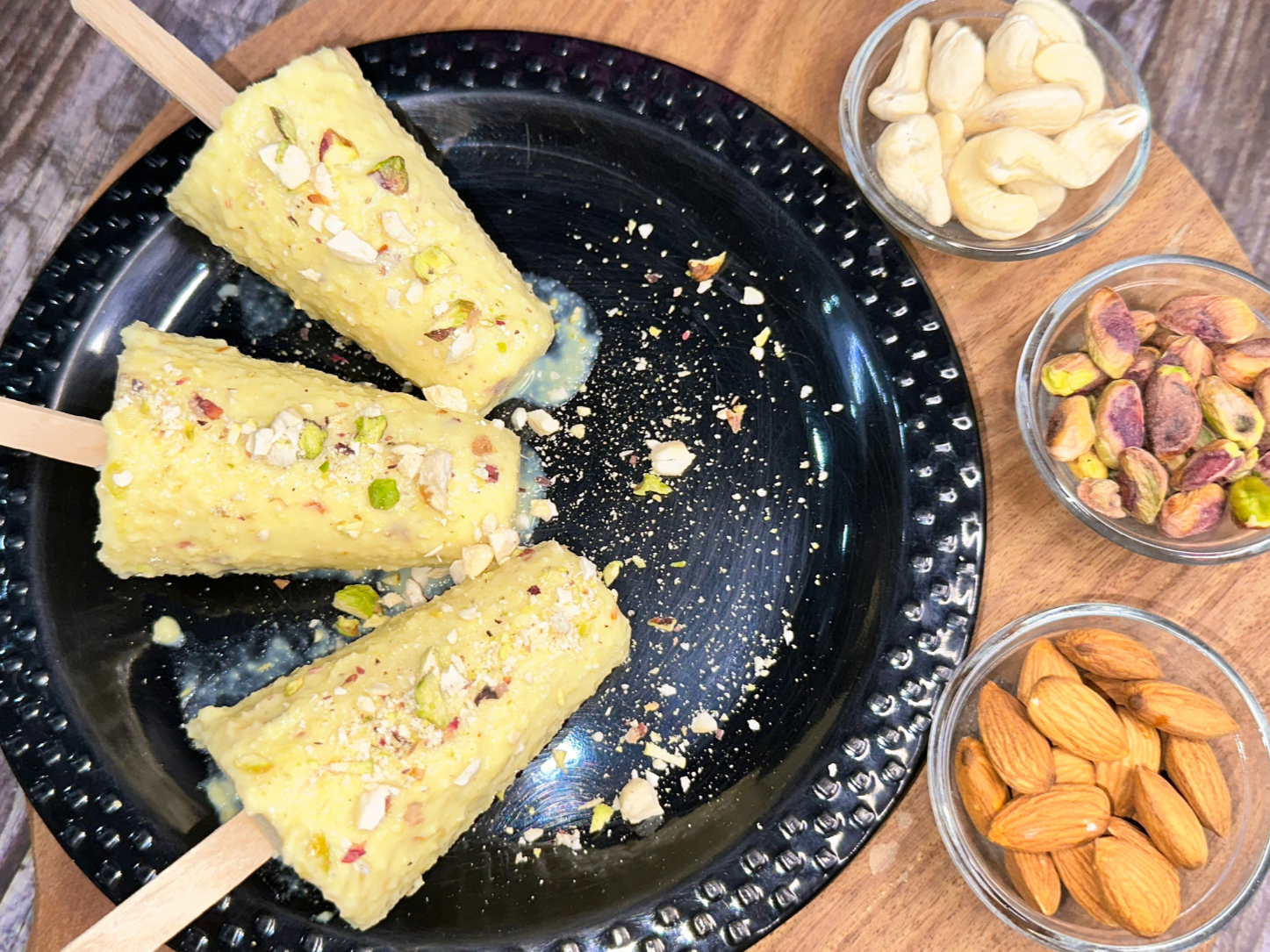 Kesar Pista Kulfi - Aayansh Kitchen
