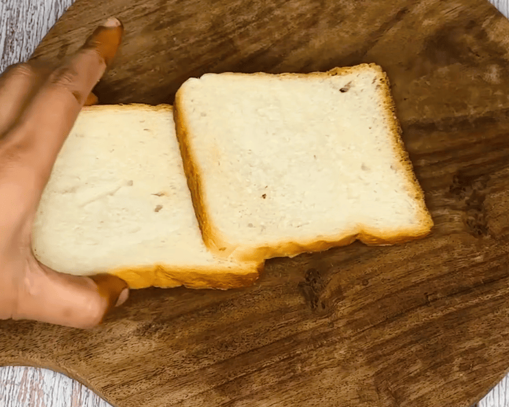 Bread to make Bread Pizza