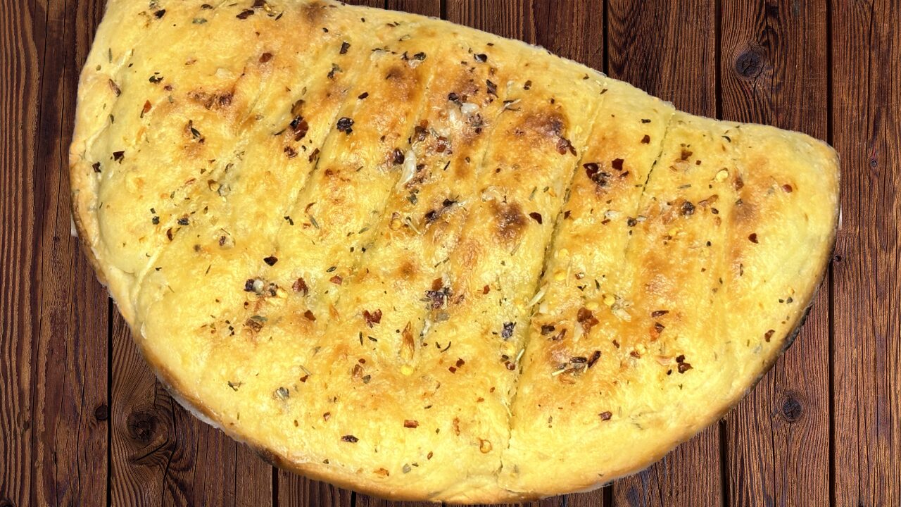 Cheese Garlic Bread Recipe in Pan