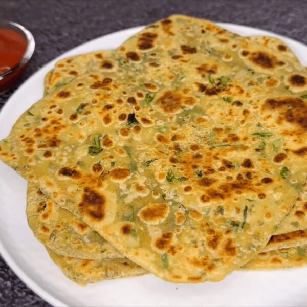 Palak Paratha Recipe: Spinach Paratha