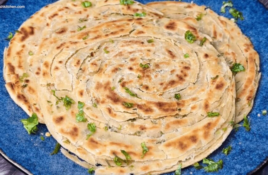 Chilli Garlic Laccha Paratha