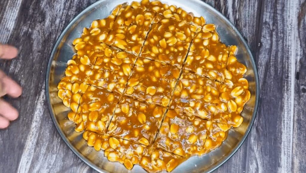 Peanut Chikki Recipe: Moongfali Gajak