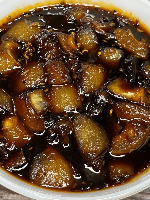 Aam Ki Launji Recipe: Sweet & Sour Mango Chutney.