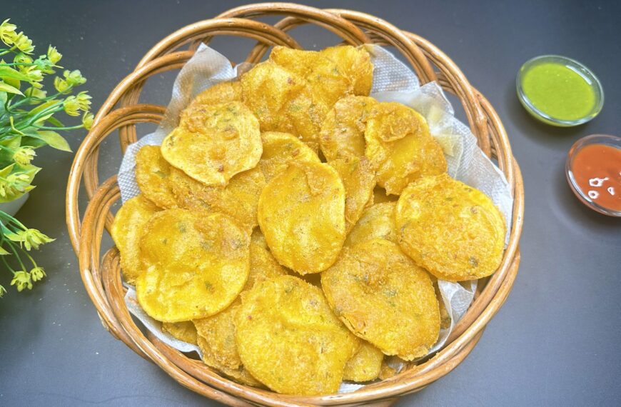 Aloo Pakora Recipe | Aalu Ke Pakode (Potato Bajji)