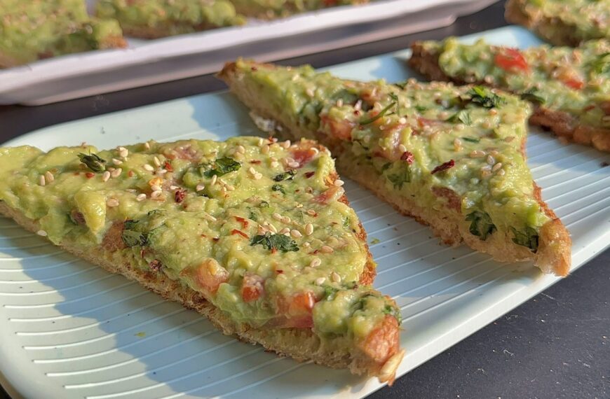 Simple Avocado Toast Recipe Indian Style