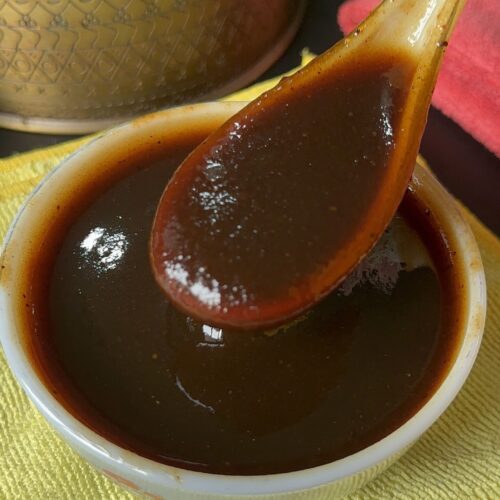 Date and Tamarind Chutney | Imli Chutney Recipe