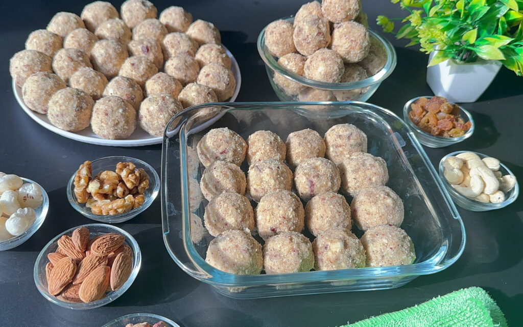 Atta Dry Fruit Laddu | Wheat Flour Ladoo