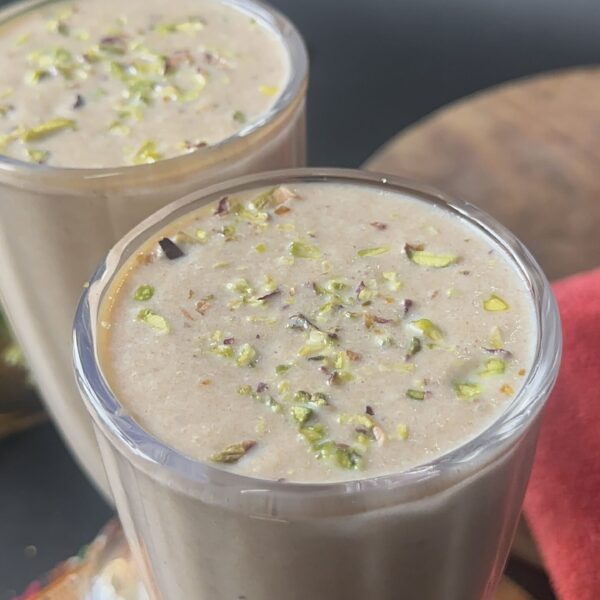Chikoo Milkshake Recipe | Sapodilla Shake