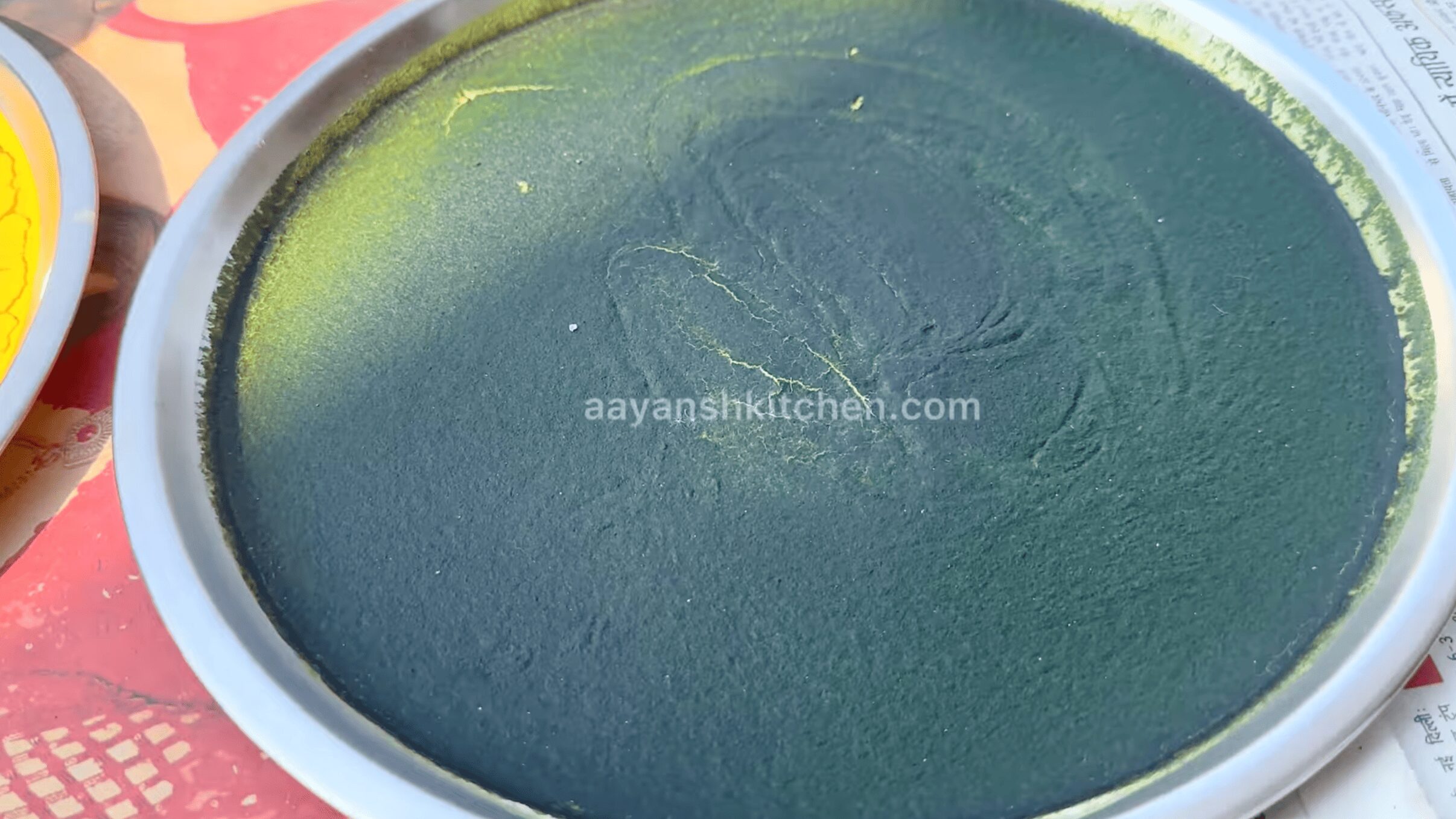 Making Natural Green Gulal for Holi