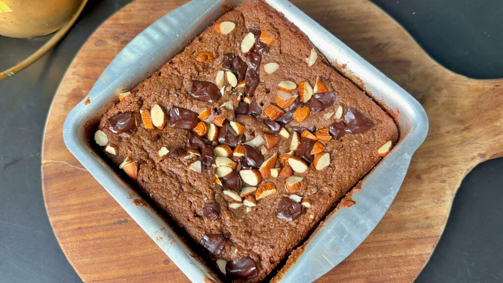 Oats and Almond Cake Recipe