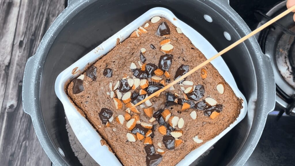 Oats and Almond Cake Recipe