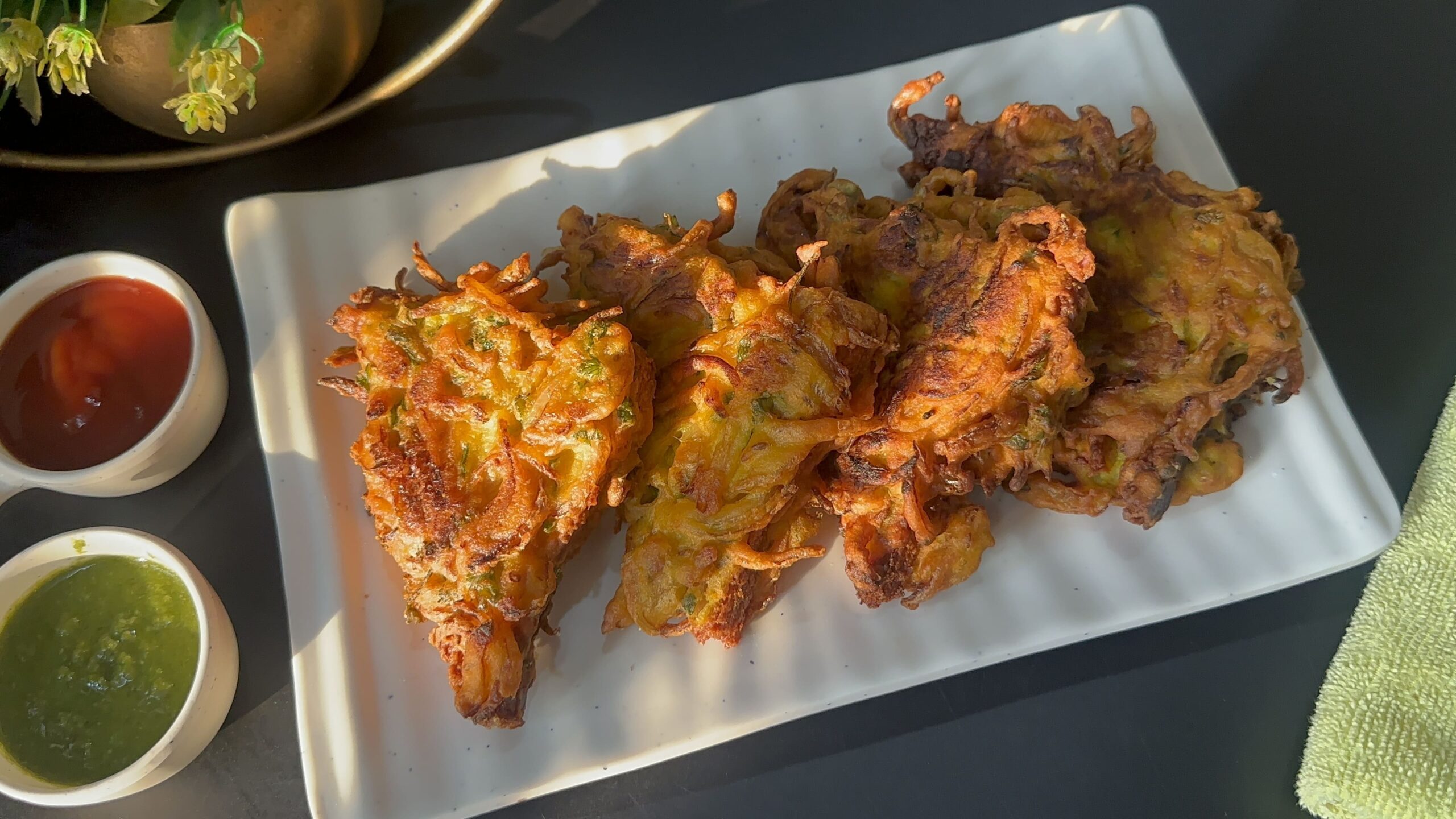 2-in-1 Onion Bread Pakoda Recipe: The Ultimate Crispy Tea-Time Snack